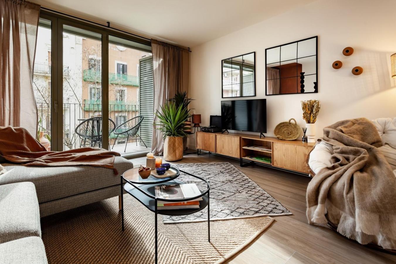 Kufra - 3 Bedrooms In Eixample Esquerra Apartment *